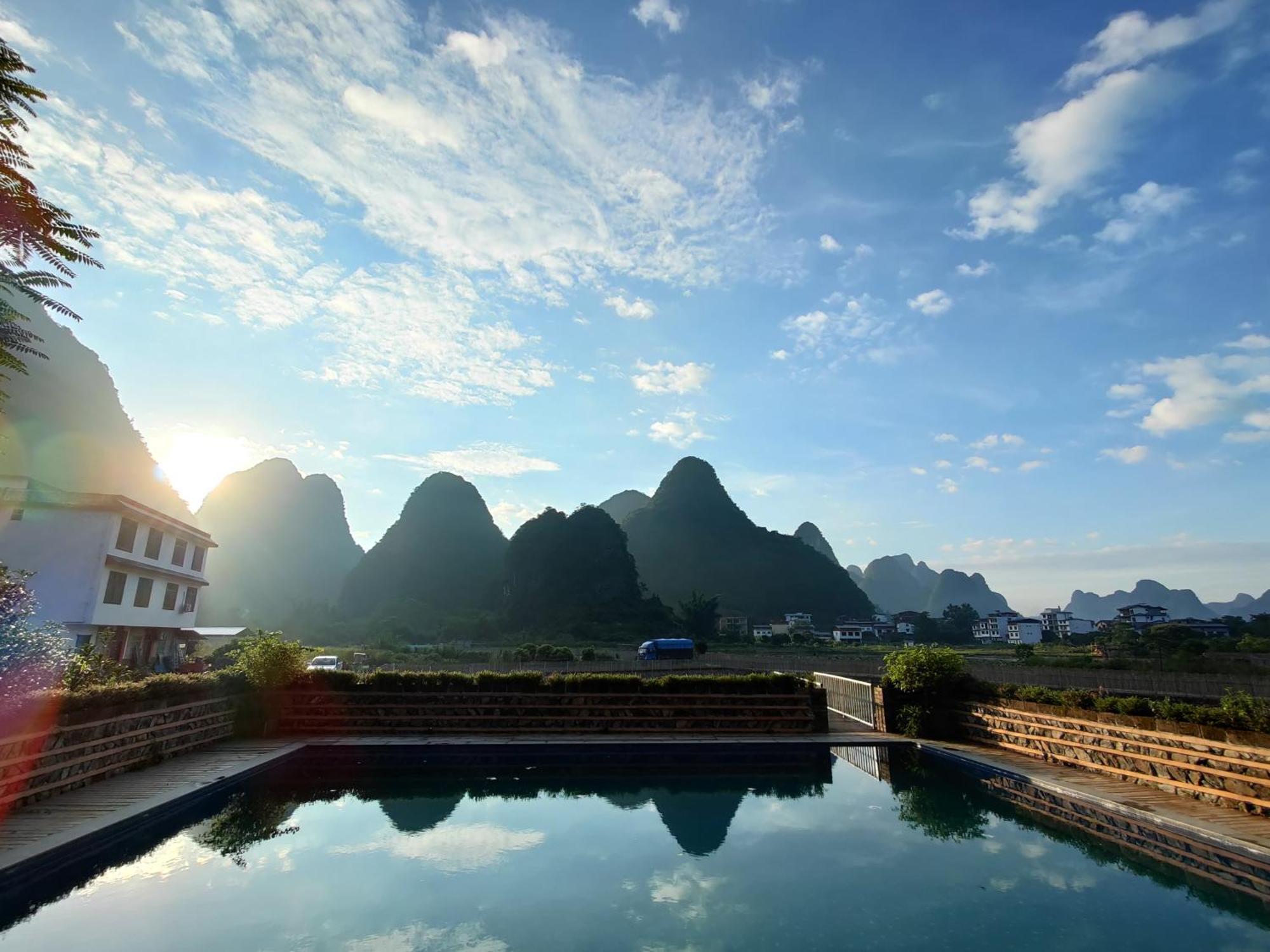Maison d'hôtes Yangshuo Tea Cozy--One Way Free Pick Up From Airport Or Ts 4 Nights Extérieur photo